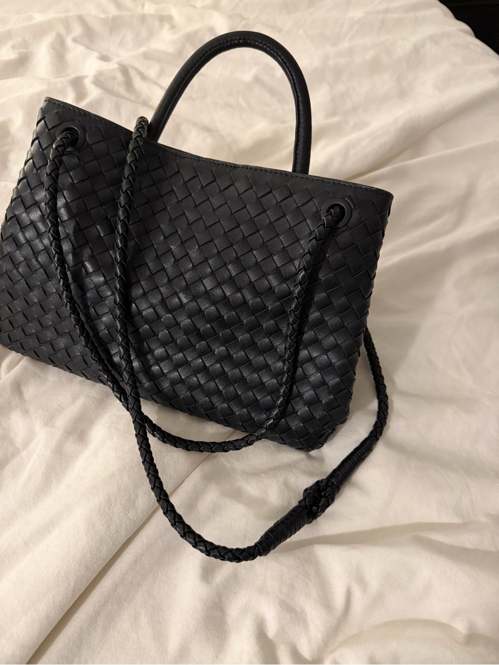 Black leather woven bag - medium
